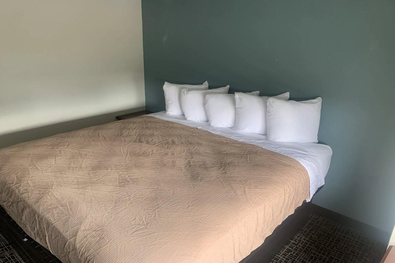 Baymont By Wyndham Boardman Hotel Bagian luar foto